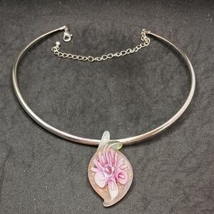 Elegant Pink and Silver Floral Pendant Necklace
